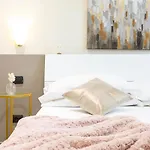 Cesar Vatican Rooms
