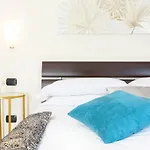 Cesar Vatican Rooms